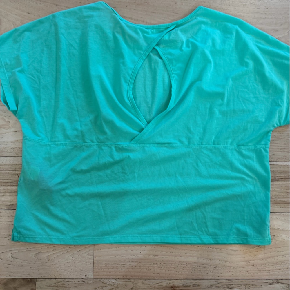 The north face oversized size small top - Picture 4 of 5